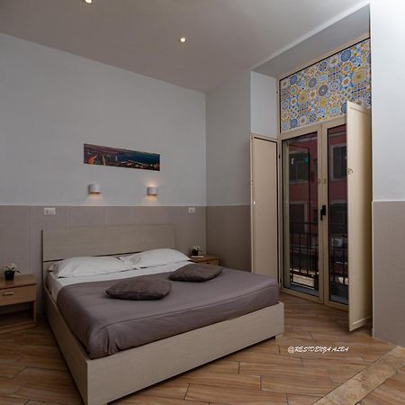 B&B Residenza Alba Napels Buitenkant foto