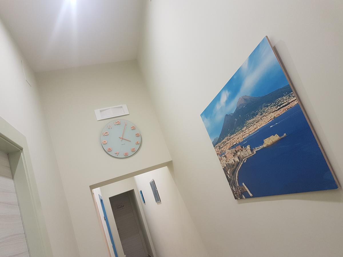 B&B Residenza Alba Napels Buitenkant foto