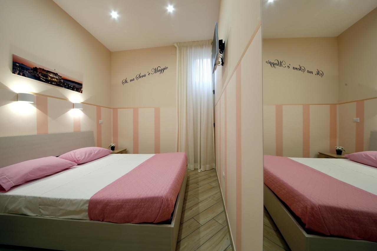 B&B Residenza Alba Napels Buitenkant foto